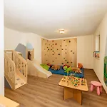 扎加阿姆山地酒店 滨湖采尔