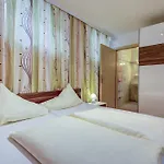扎加阿姆山地酒店 滨湖采尔
