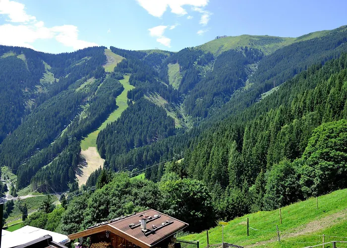 Szálloda Jaga-alm 3*